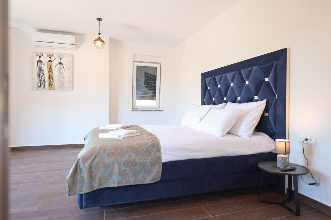 Rhapsody In Green - Luxury Villa In Zadar Crno Exterior foto
