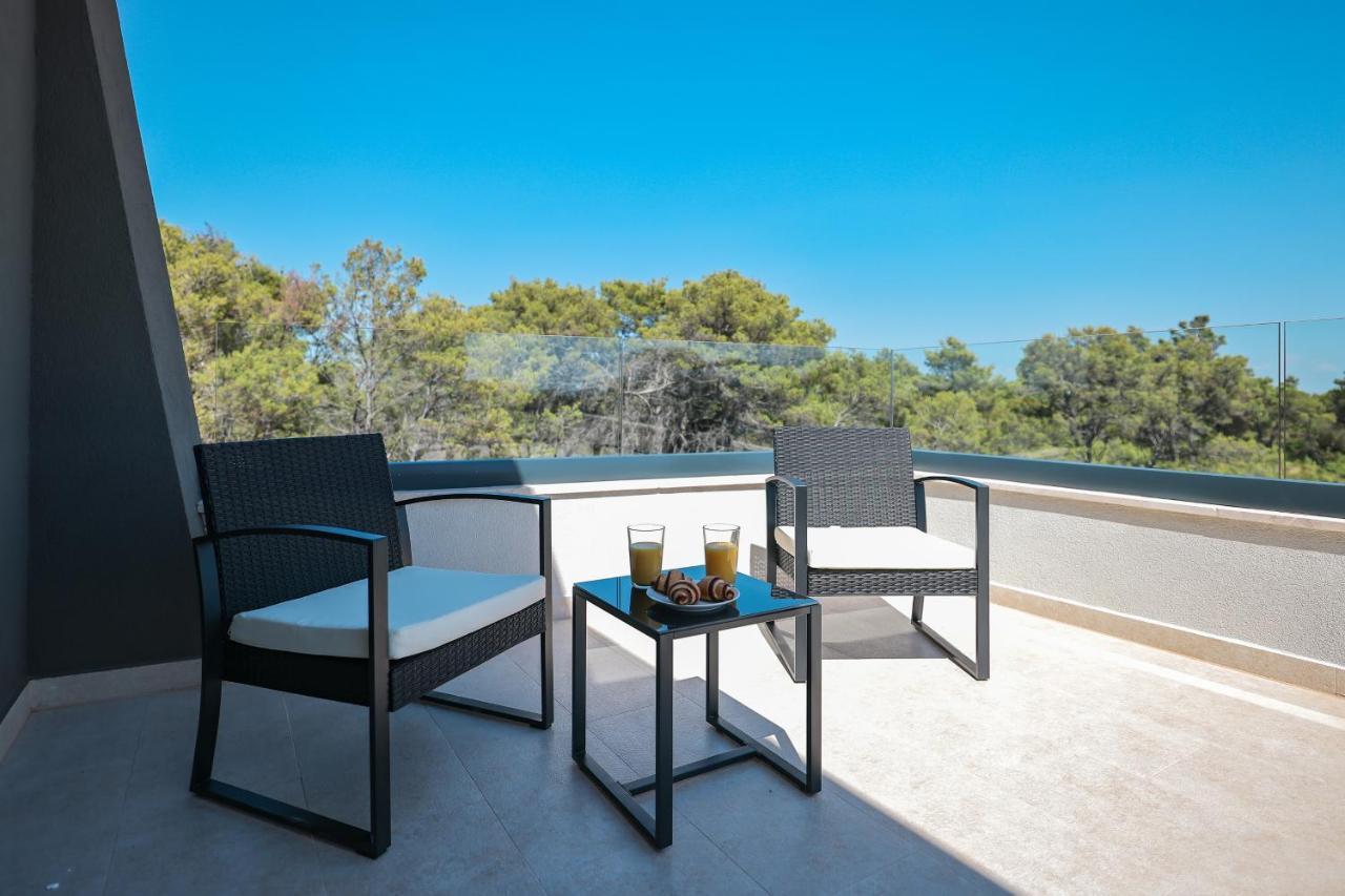 Rhapsody In Green - Luxury Villa In Zadar Crno Exterior foto